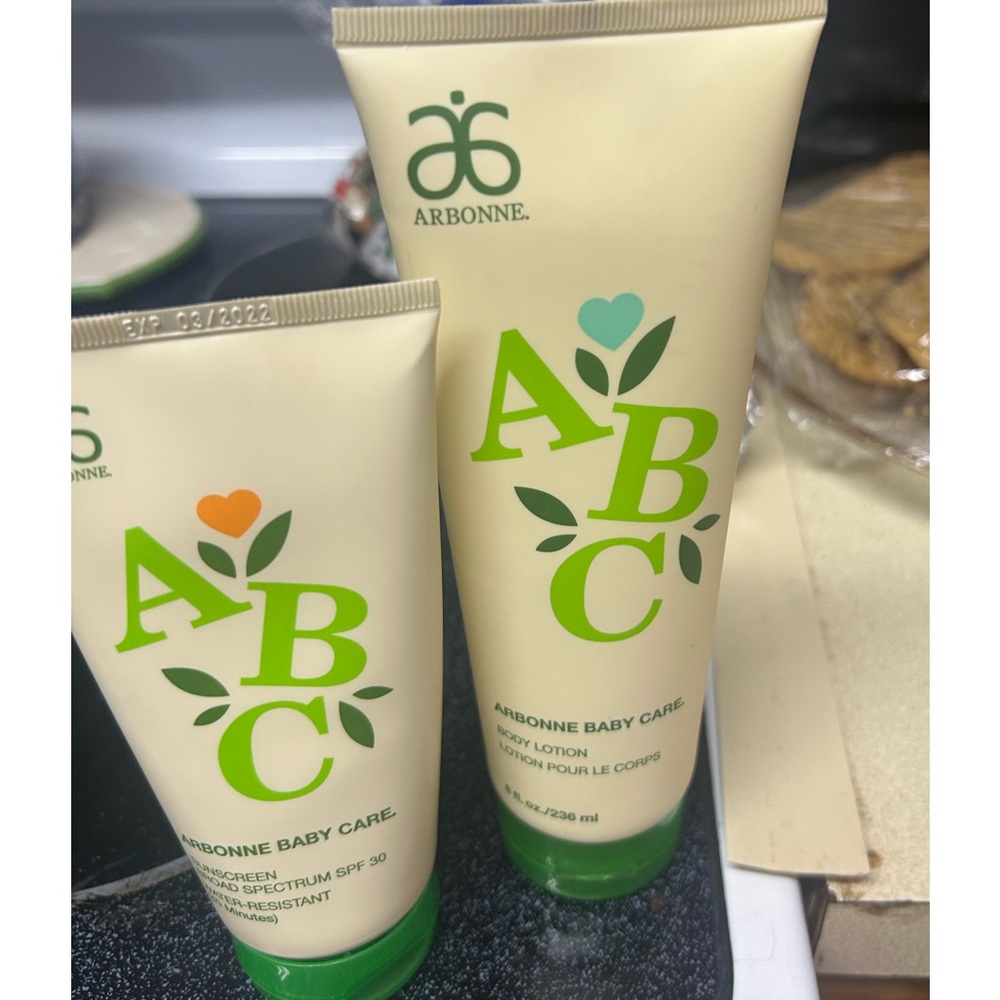 Arbonne baby care set sunscreen and lotion